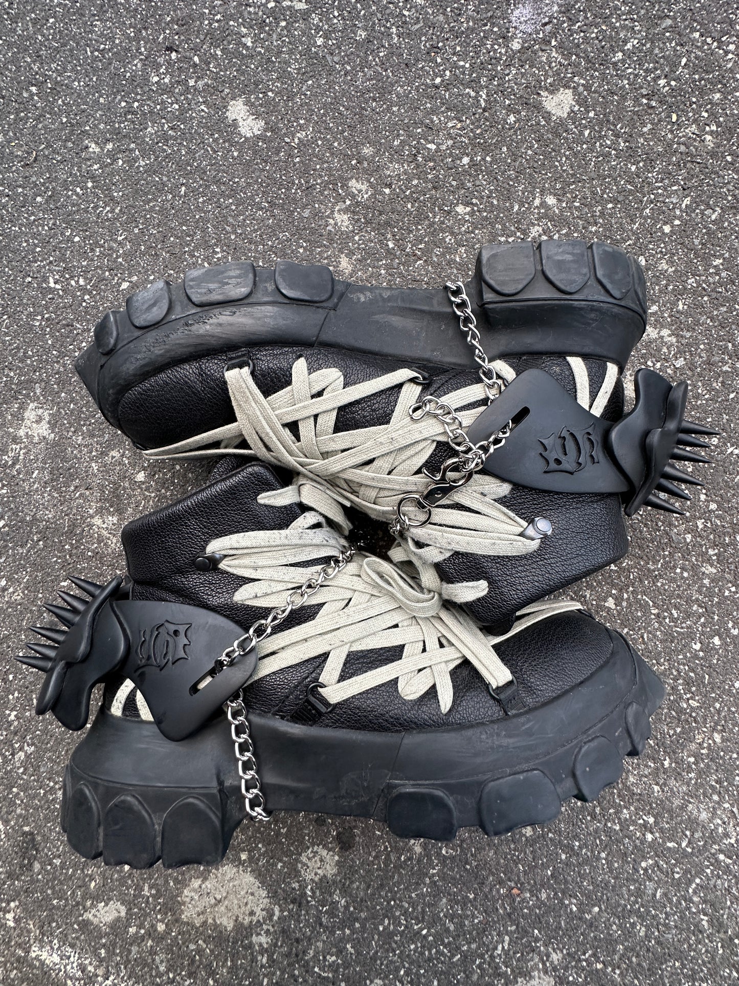 PILI Shoe Harnesses - Ultra Black| SEASLUG 1.0
