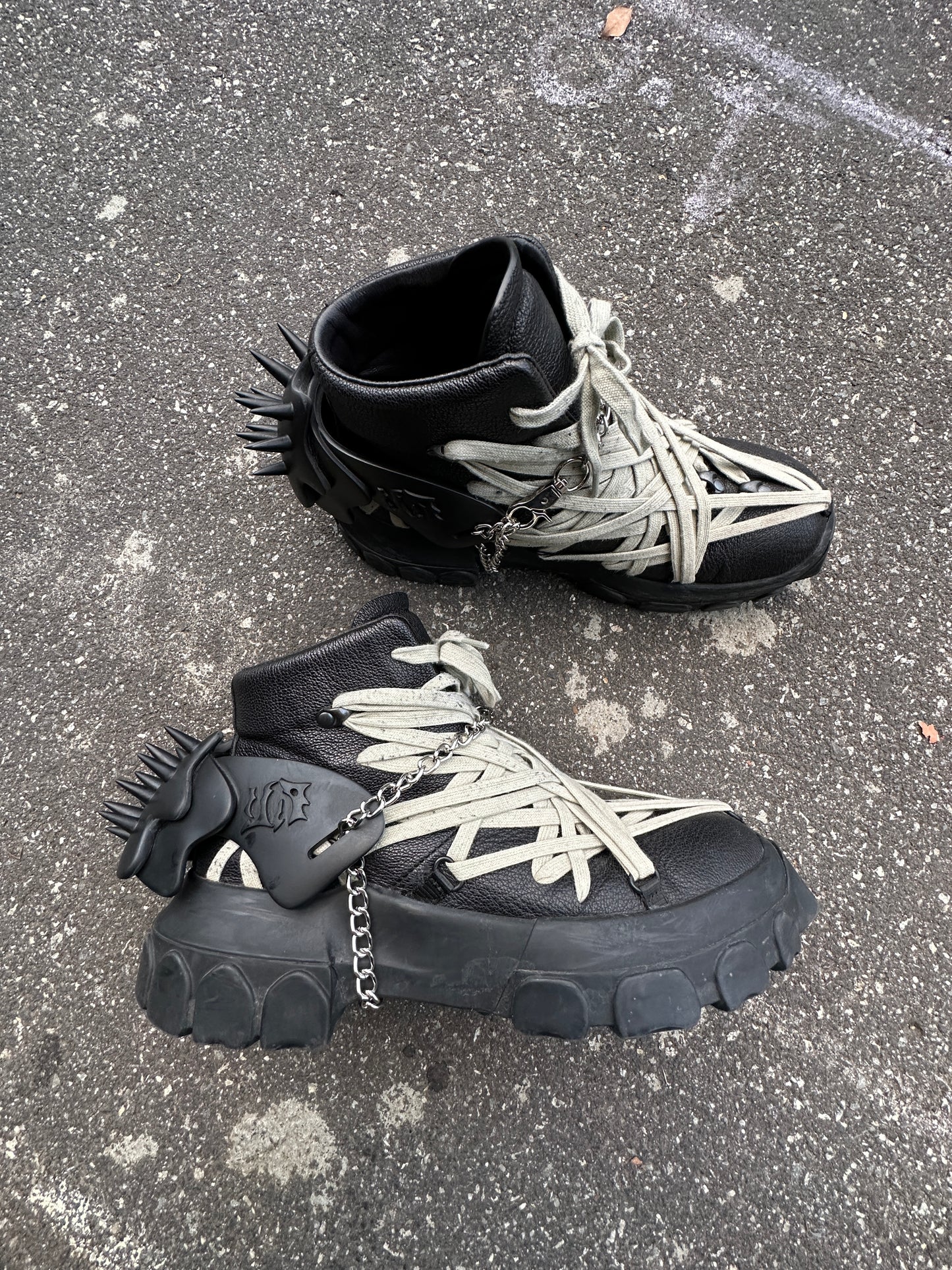 PILI Shoe Harnesses - Ultra Black| SEASLUG 1.0